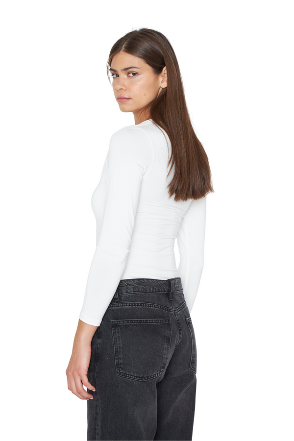 png_1500x1500_69734892