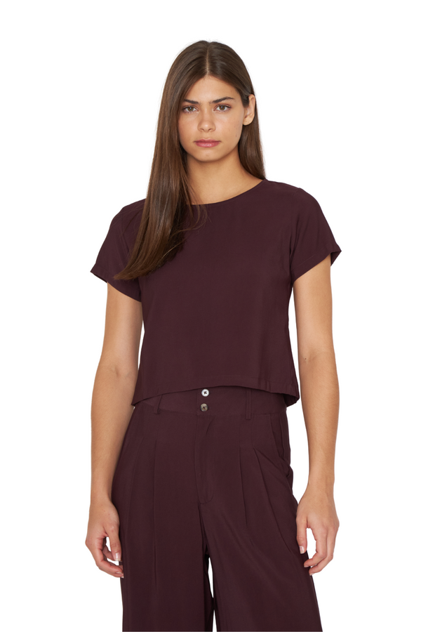 png_1500x1500_69748174