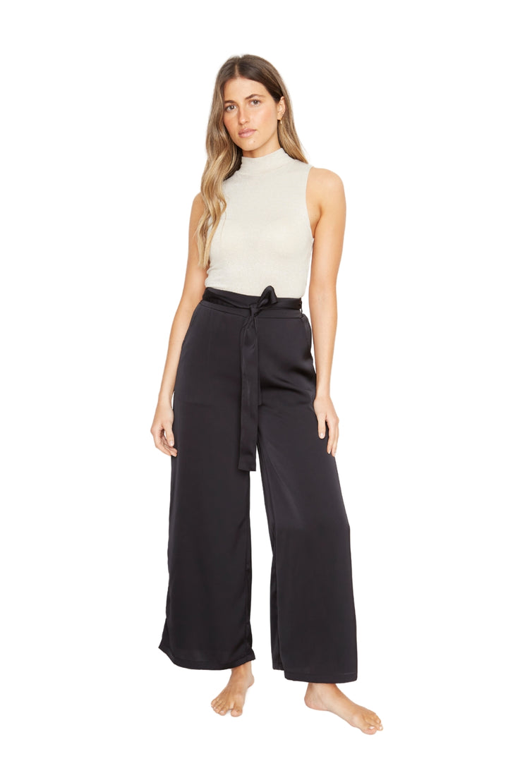 Pantalón Greta largo satin negro
