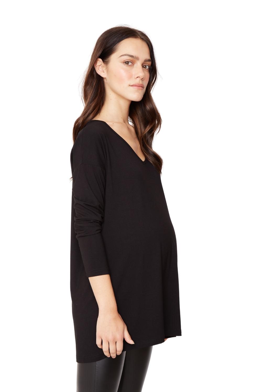 Polera Alana en v negra