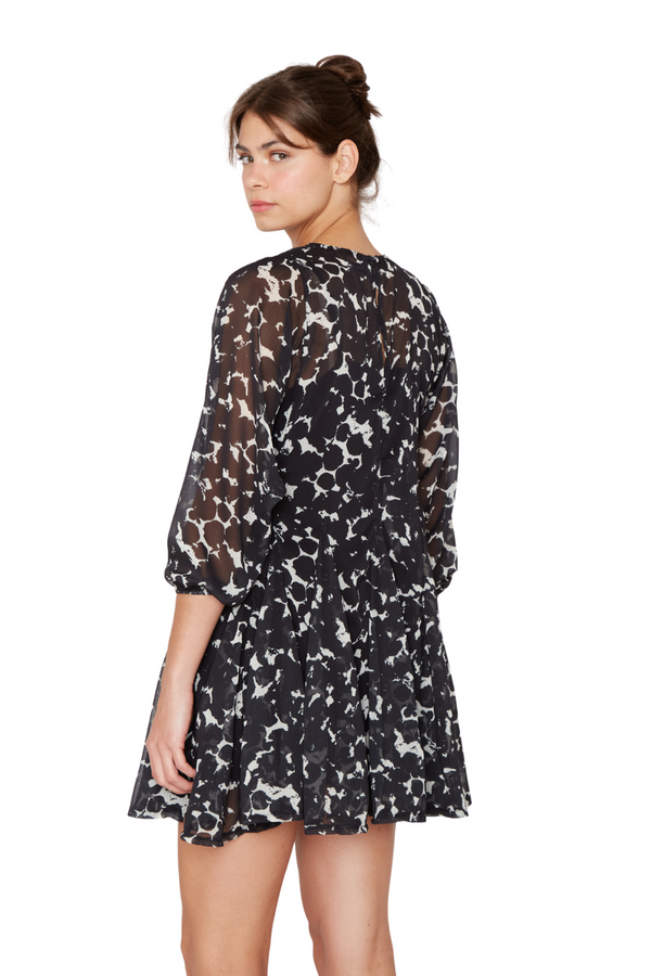 png_1500x1500_69752944