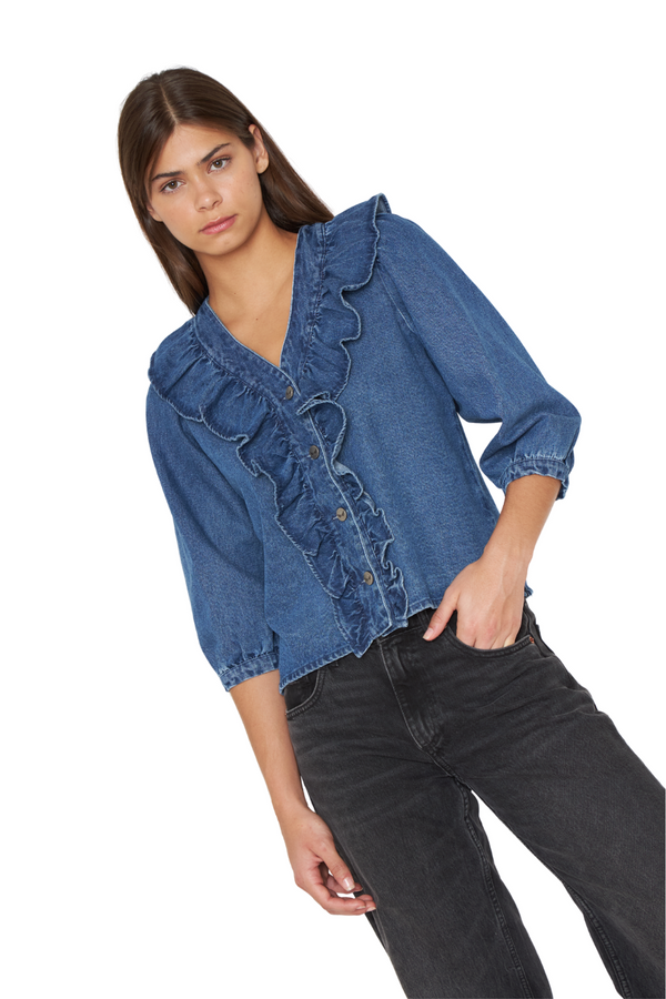 png_1500x1500_70151519