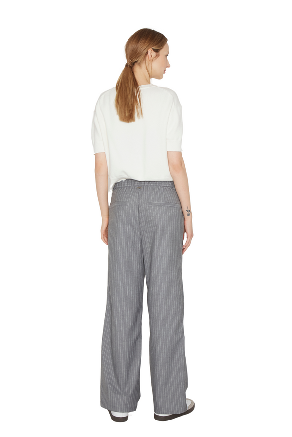 Pantalón Porter líneas gris