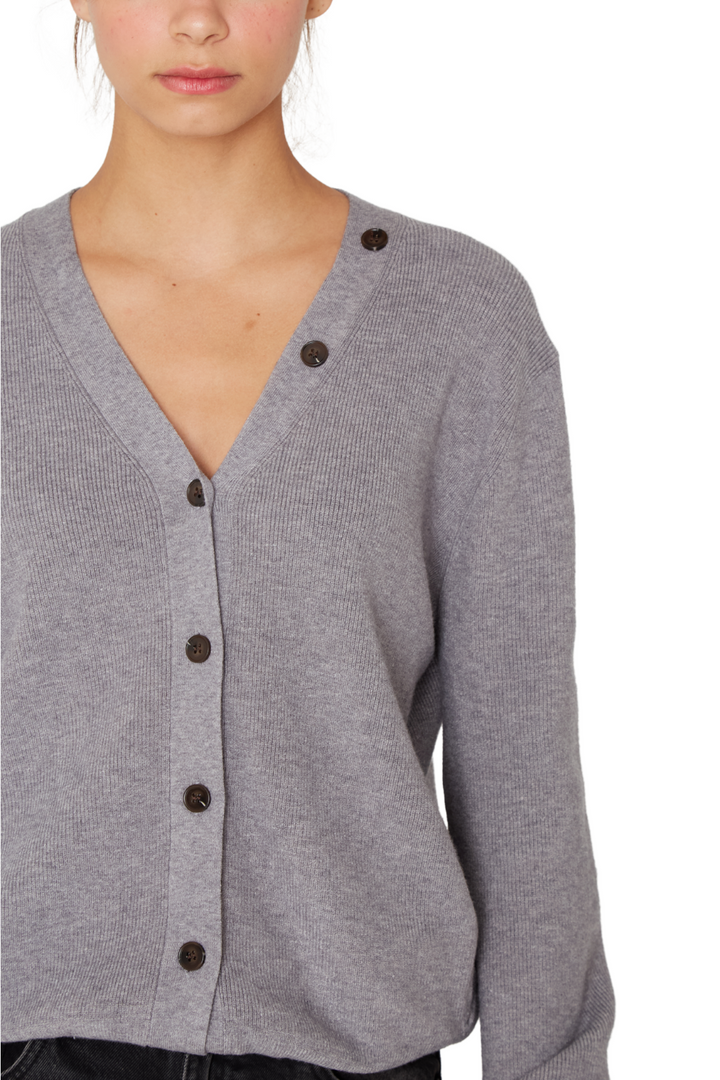 png_1500x1500_69758562