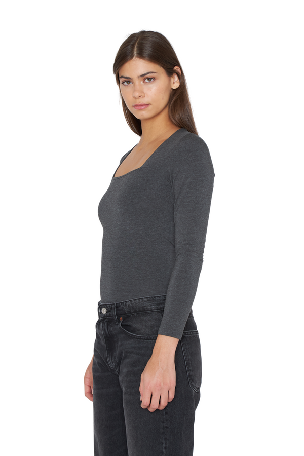 png_1500x1500_69734914