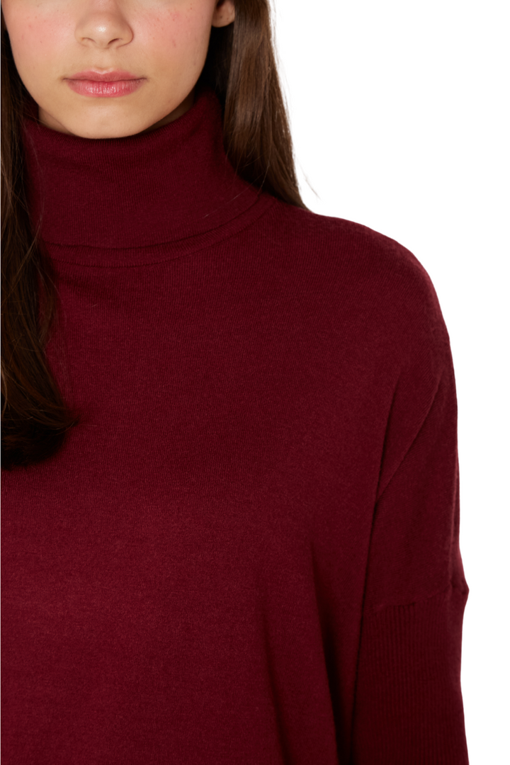 png_1500x1500_69757663