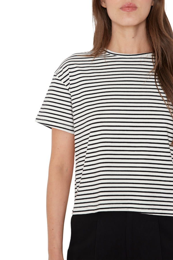 Polera Ara blanca y negra