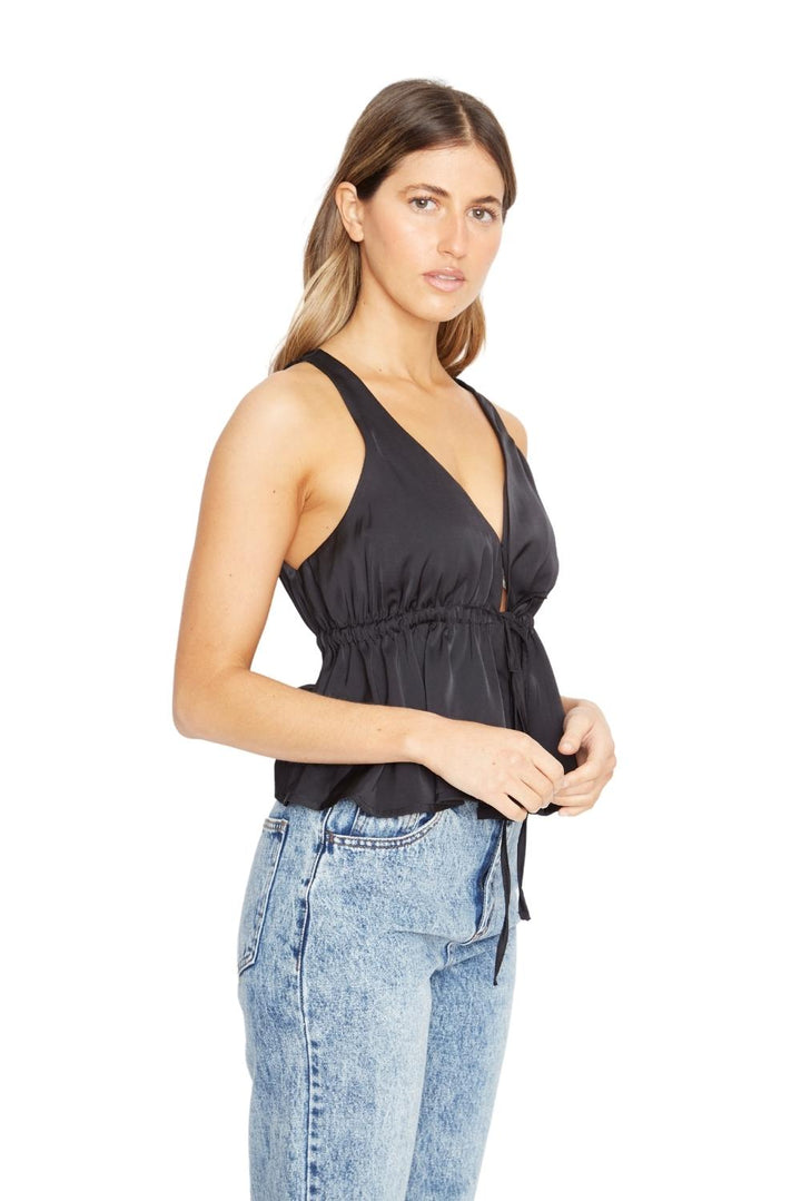 Polera Sofía satin negra