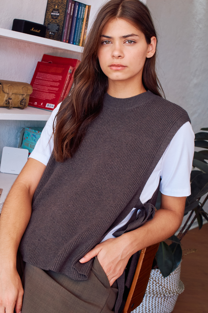 Chaleco Amarras chocolate