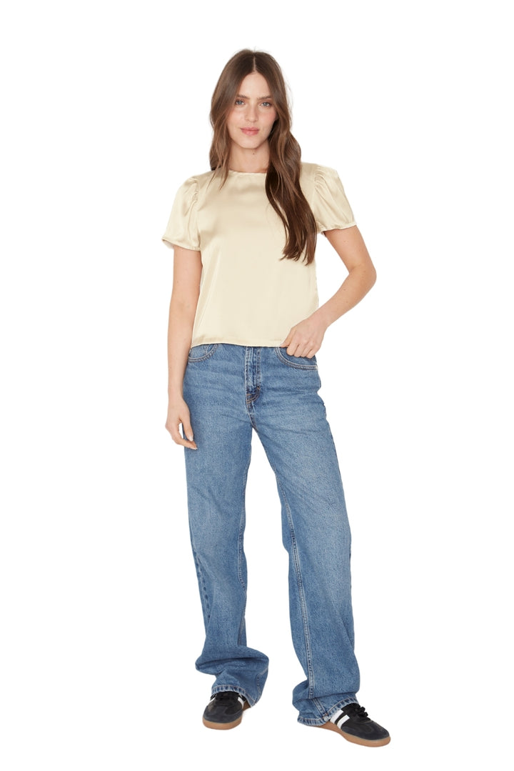 Blusa Olivia satin dorada