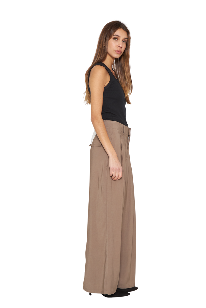 Pantalón Mila café