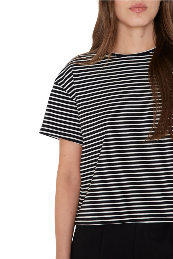 Polera Ara negra y blanca