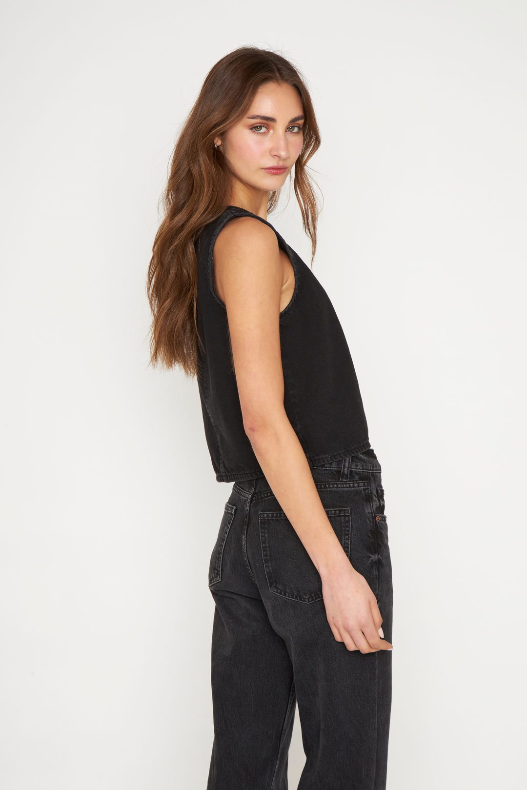 Polera Denim sin mangas negra