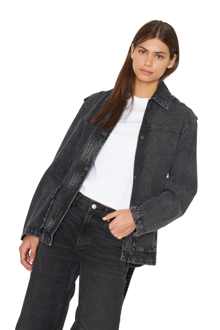 png_1500x1500_70150574