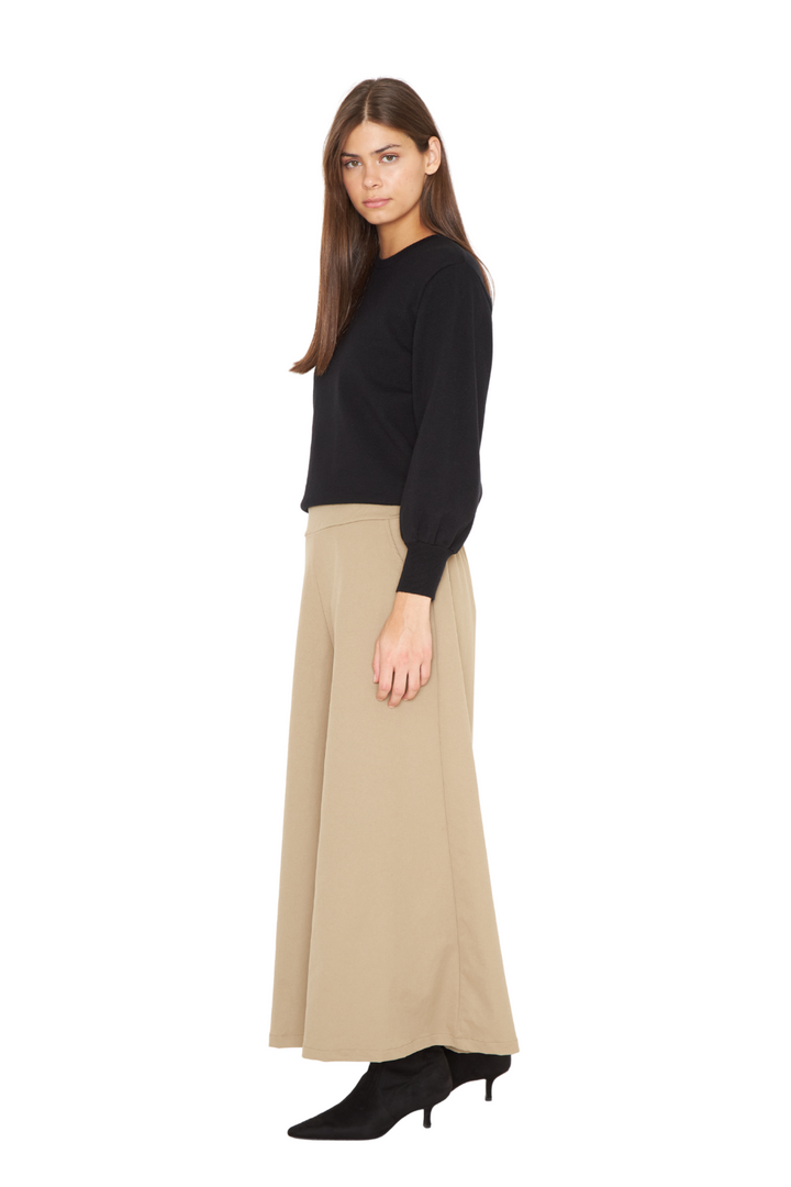 png_1500x1500_70149996