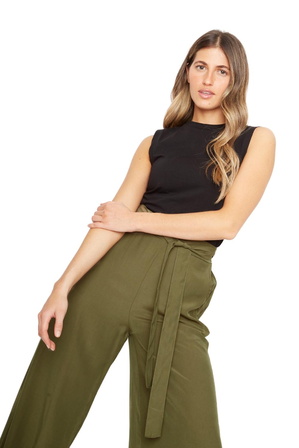 Pantalón Greta largo III verde