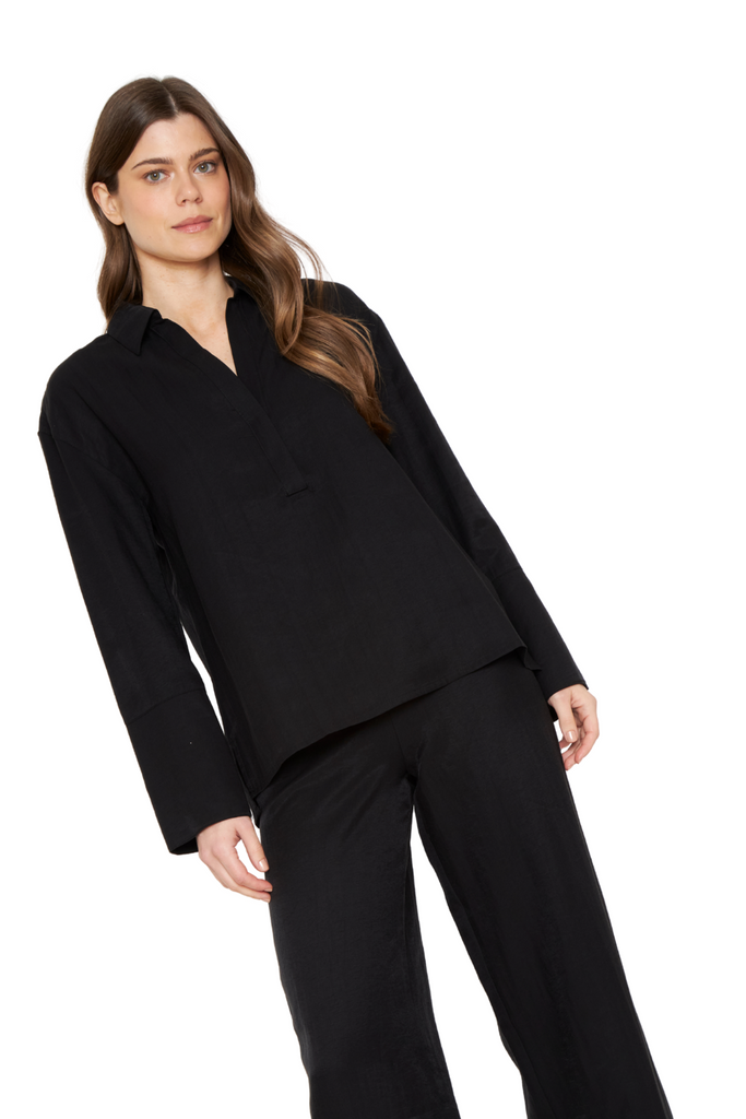 Blusa Estela negra