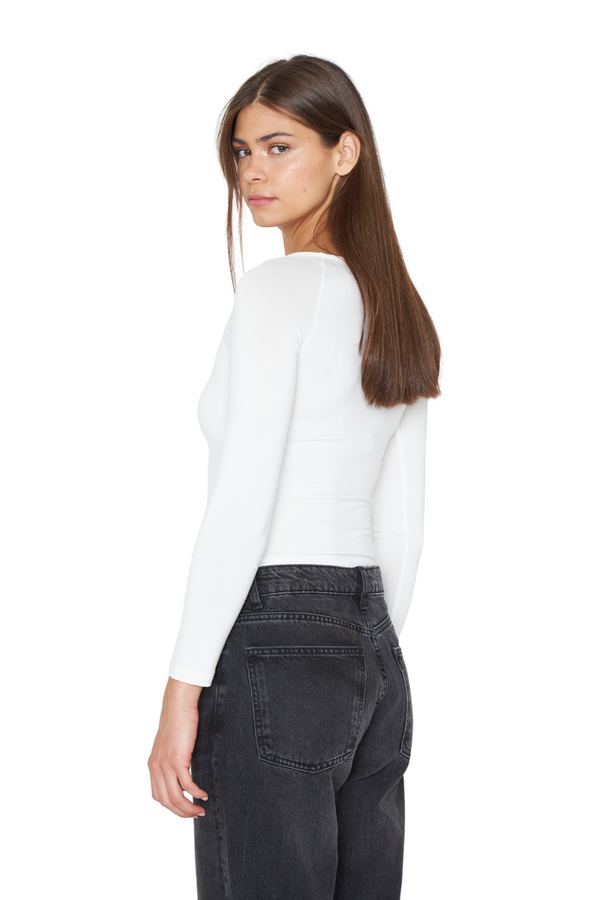 png_1500x1500_69735025