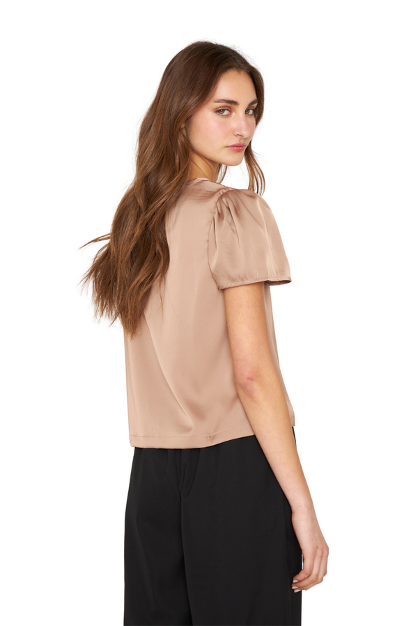Blusa Olivia satin café