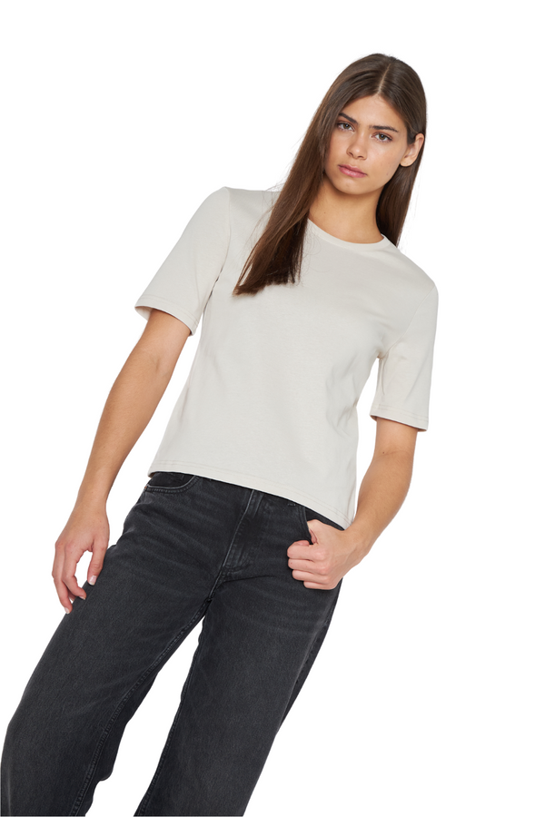 png_1500x1500_69749104