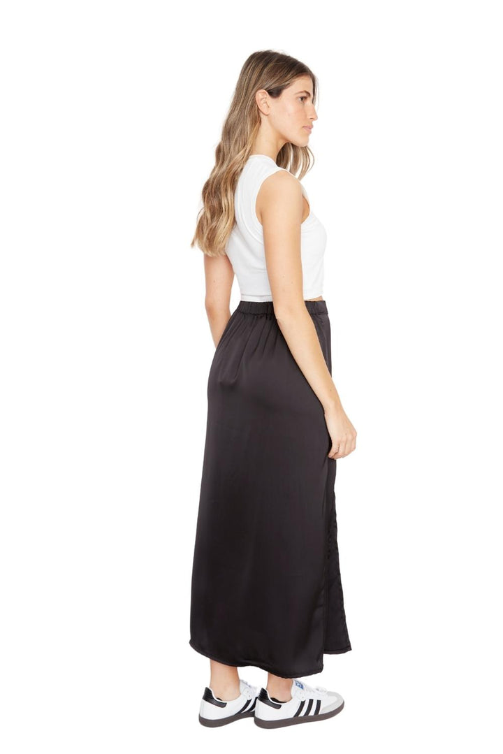 Falda Jane satin negra
