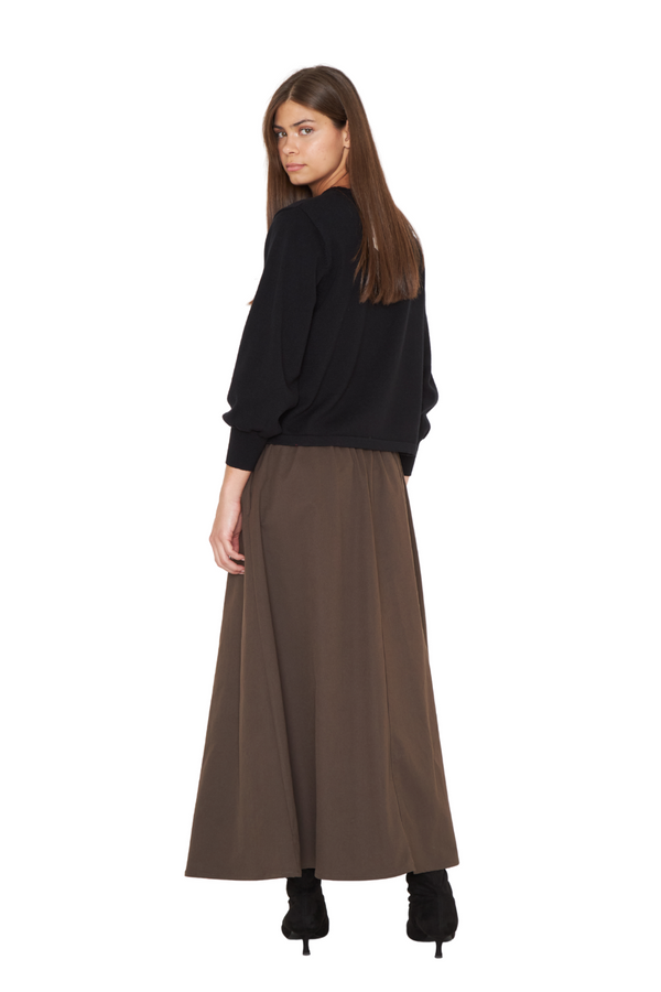 png_1500x1500_69756960