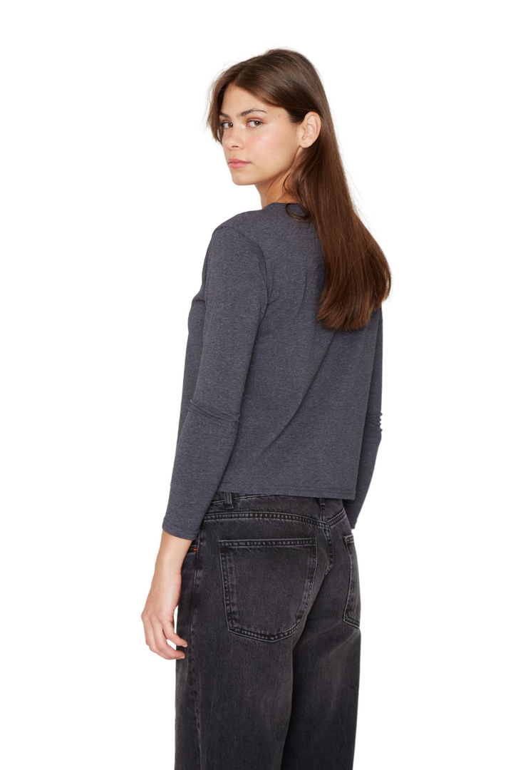 png_1500x1500_69373959