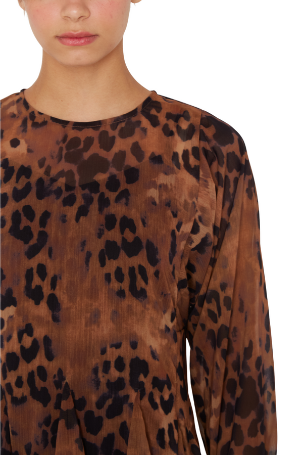 png_1500x1500_69752938