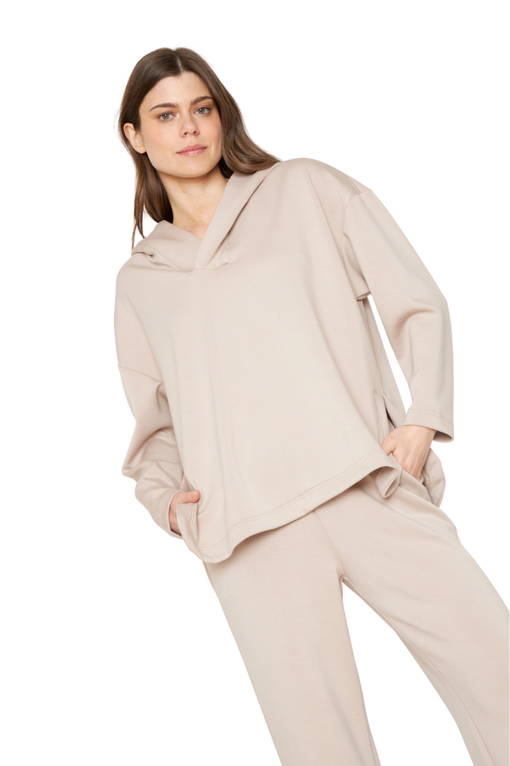 png_1500x1500_67475948