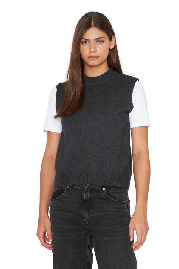 png_1500x1500_69374888