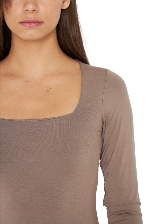 png_1500x1500_69734912