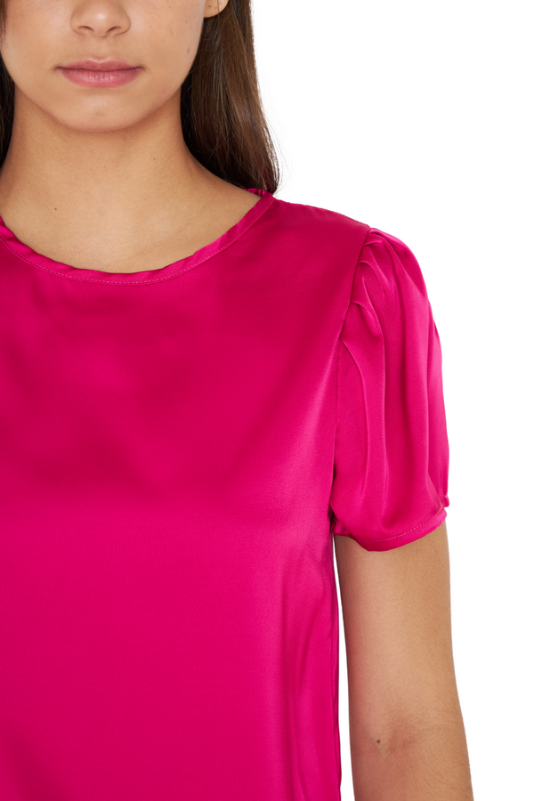 png_1500x1500_69751371