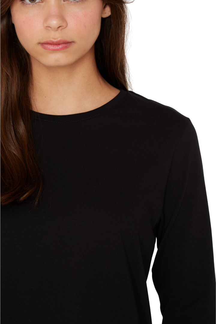 Polera Jacinta manga larga negra