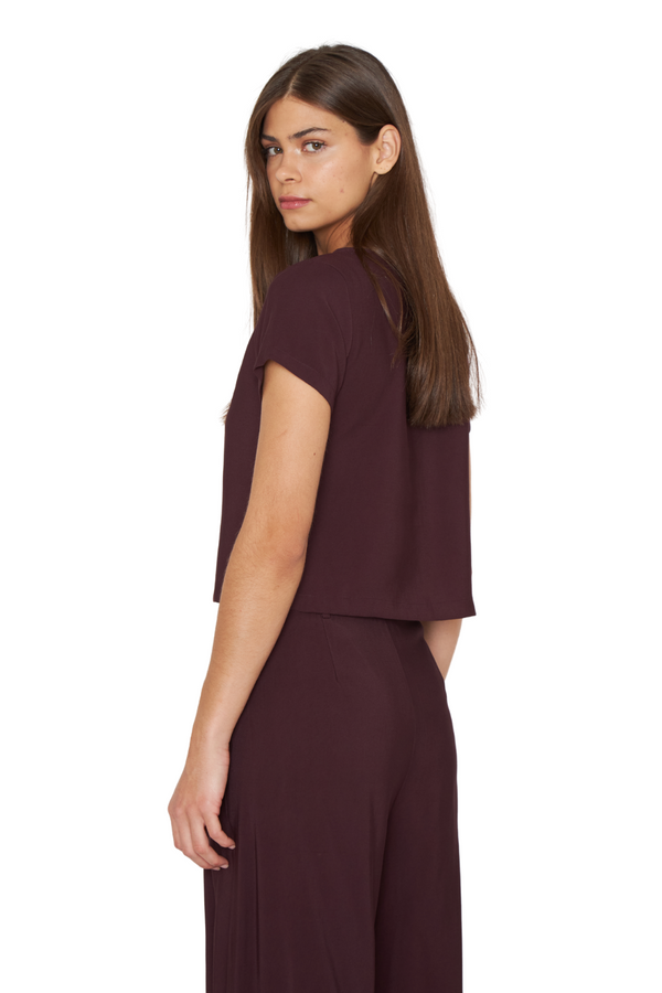 png_1500x1500_69748185