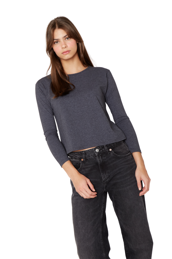 png_1500x1500_69374133