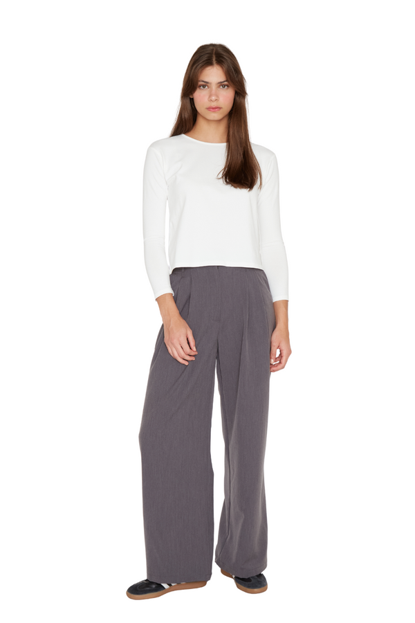 png_1500x1500_69756799