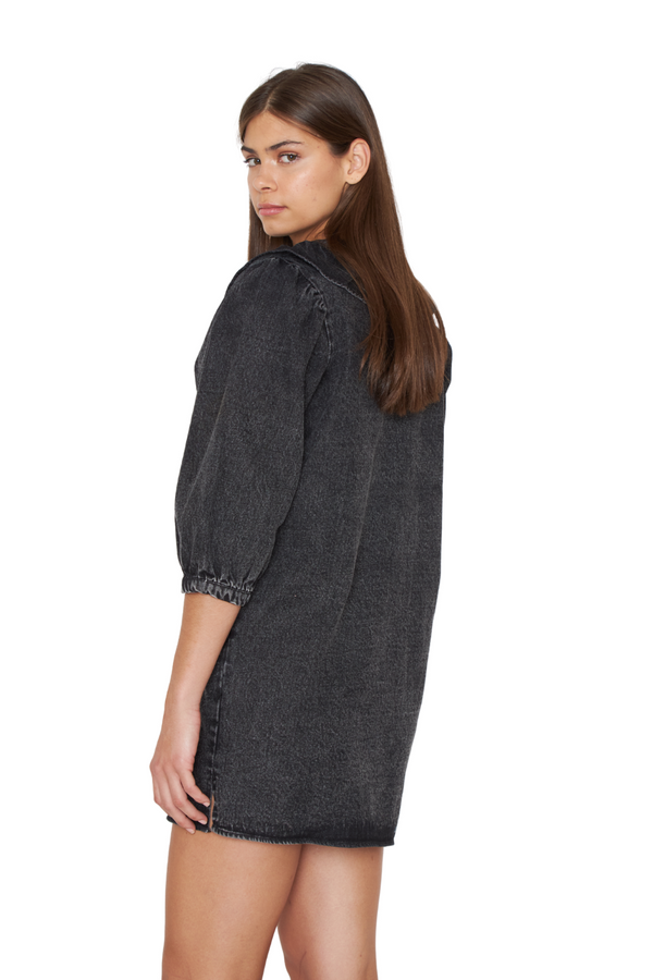 png_1500x1500_70146579