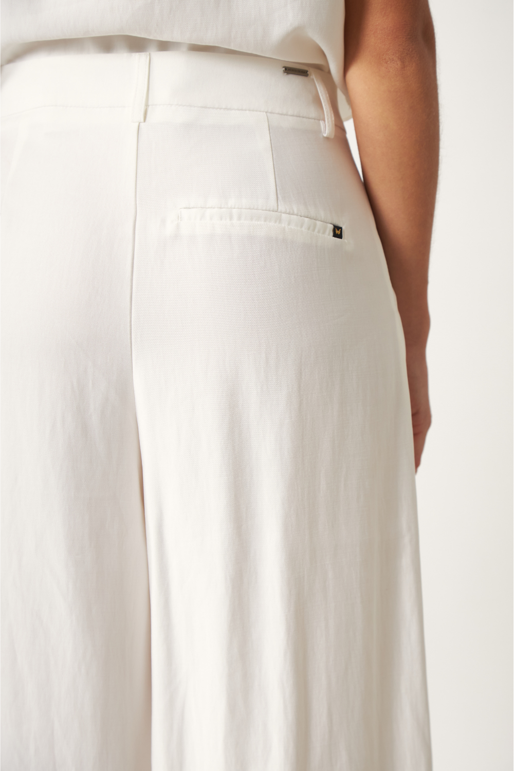 png_1500x1500_73972563