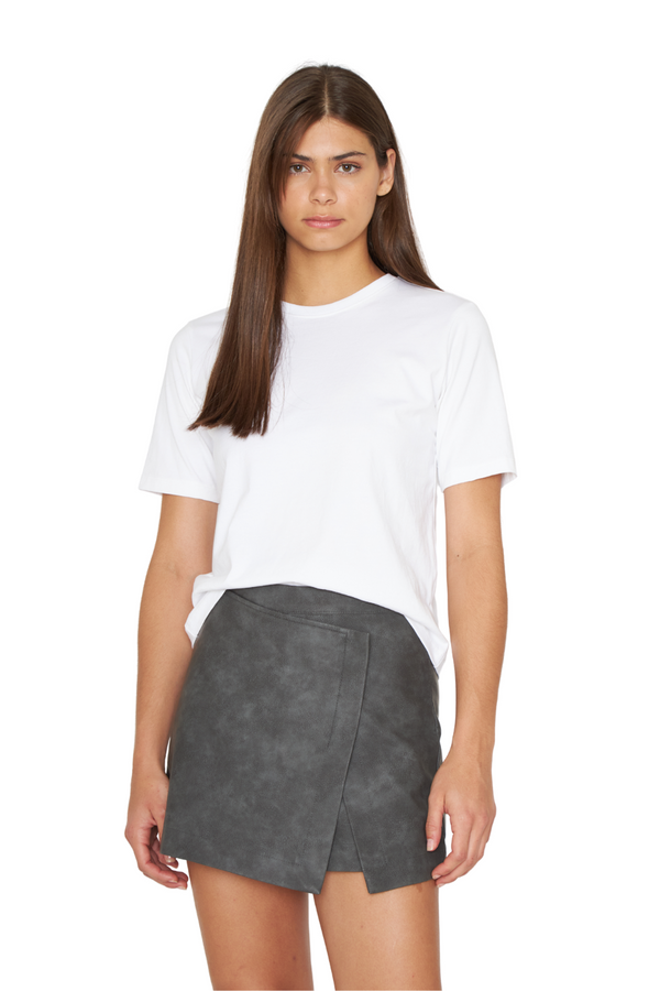 png_1500x1500_69757024