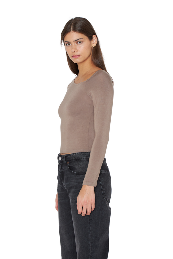 png_1500x1500_69735021