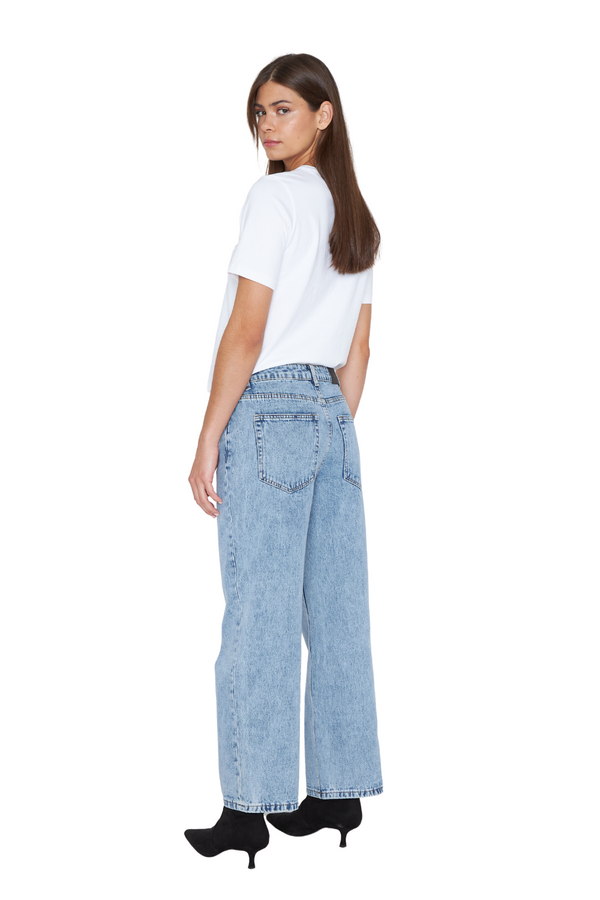 png_1500x1500_69349602