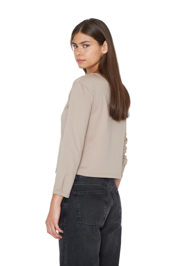 png_1500x1500_69735223