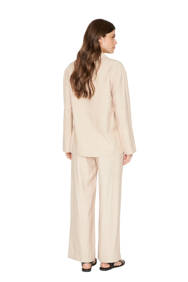 png_1500x1500_67463375