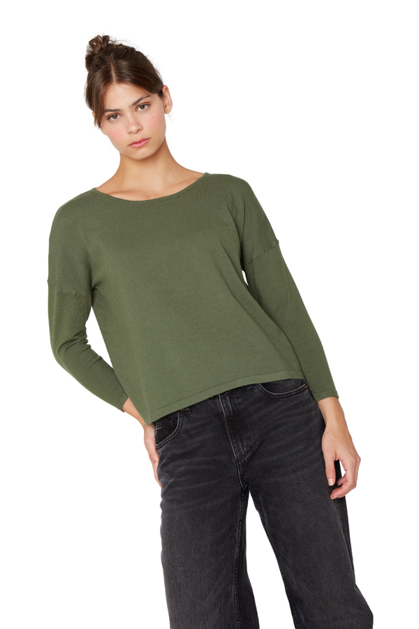 png_1500x1500_69757151