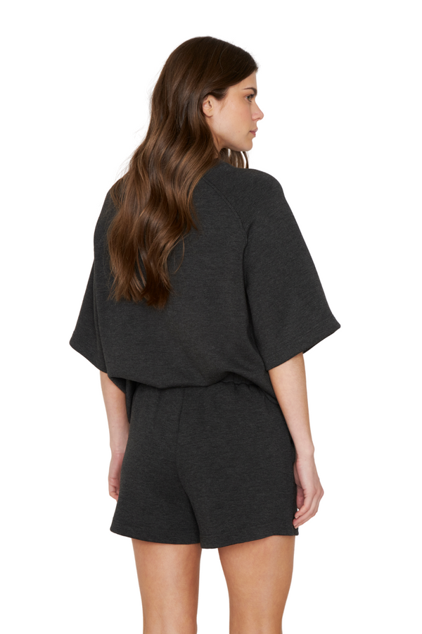 png_1500x1500_67844191