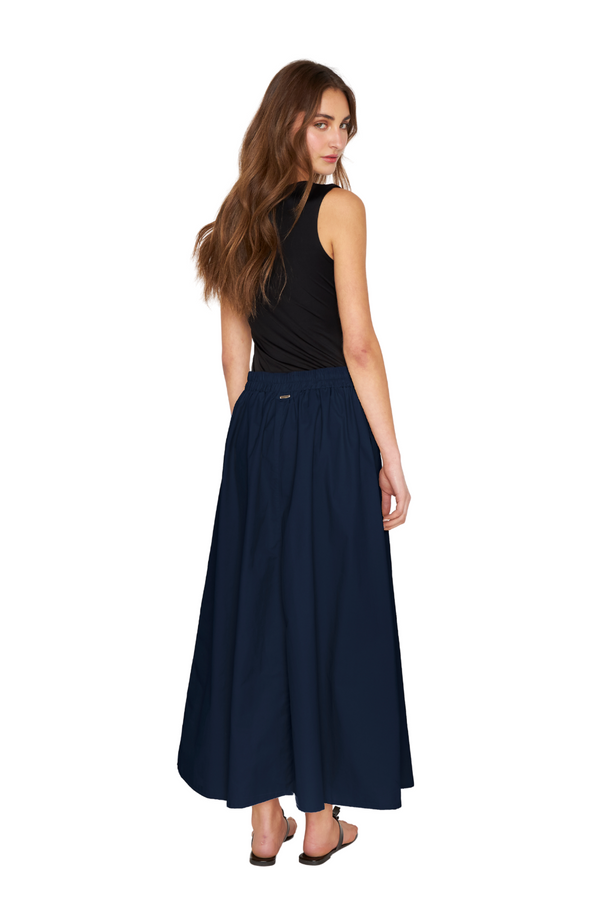 png_1500x1500_69757011