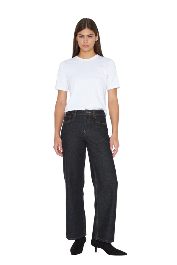 png_1500x1500_69349610