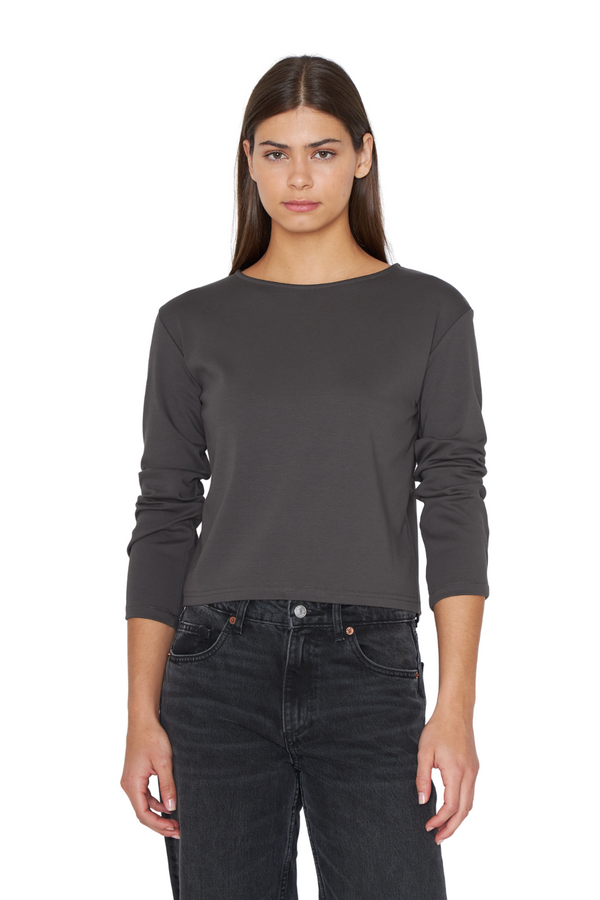 png_1500x1500_69735226