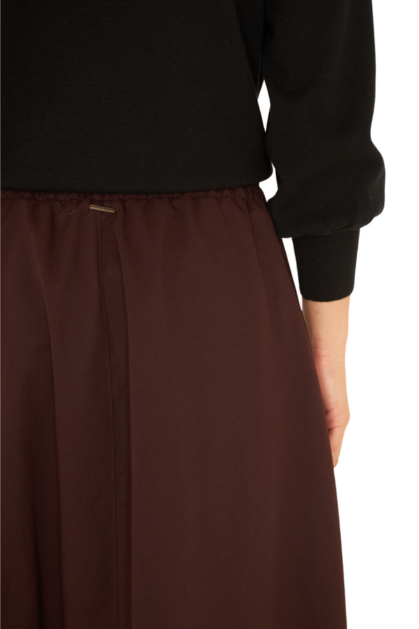 png_1500x1500_69756956