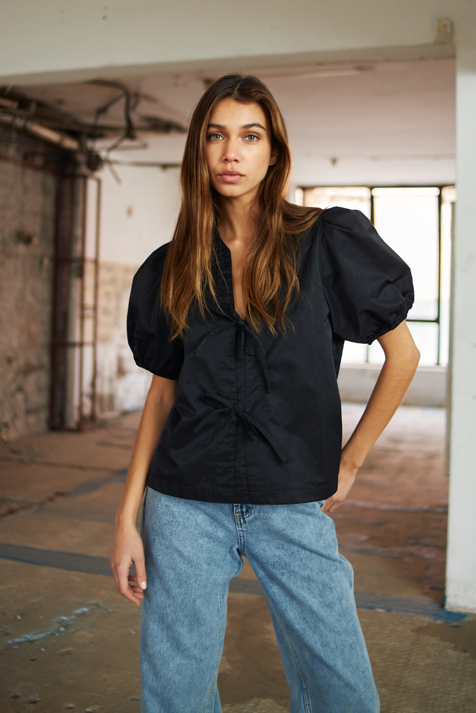 Blusa Cami negra